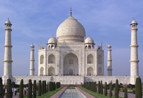 India: Be Transported Back to The Golden Age of Travel